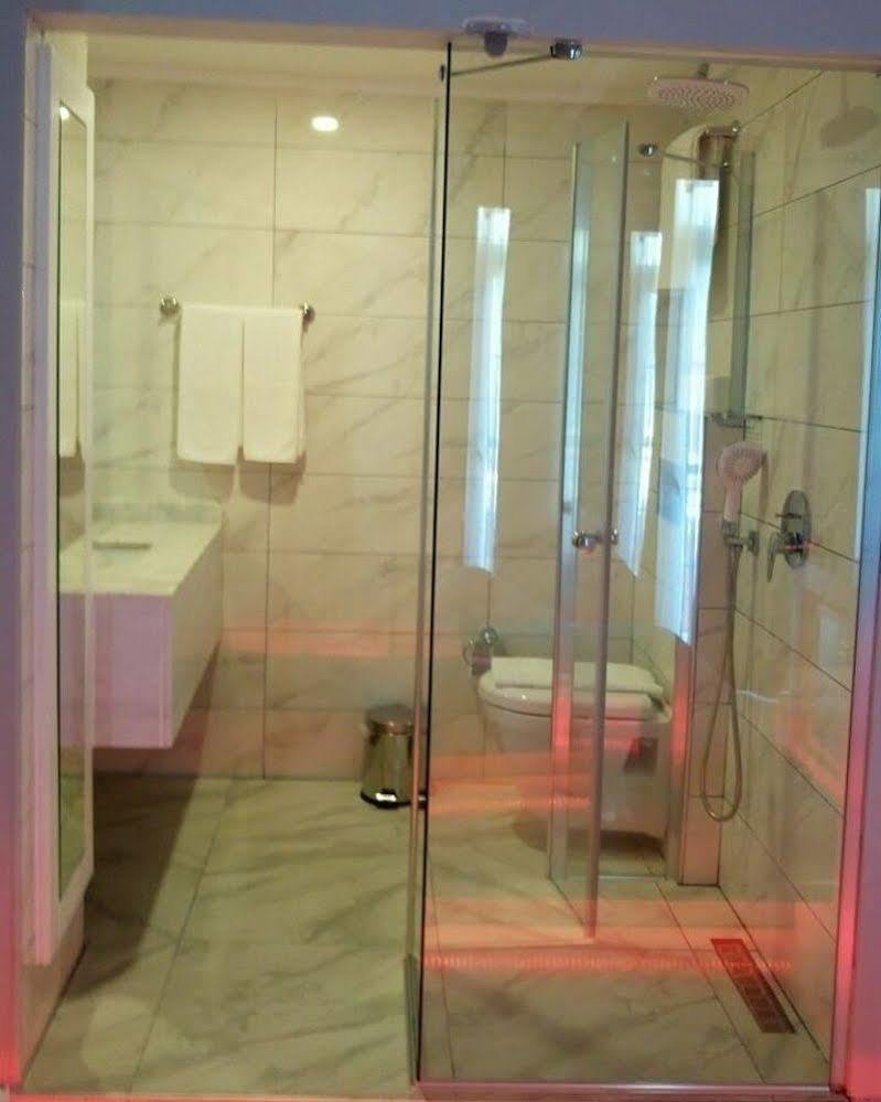 Cekmen Hotel Kemer Bagian luar foto